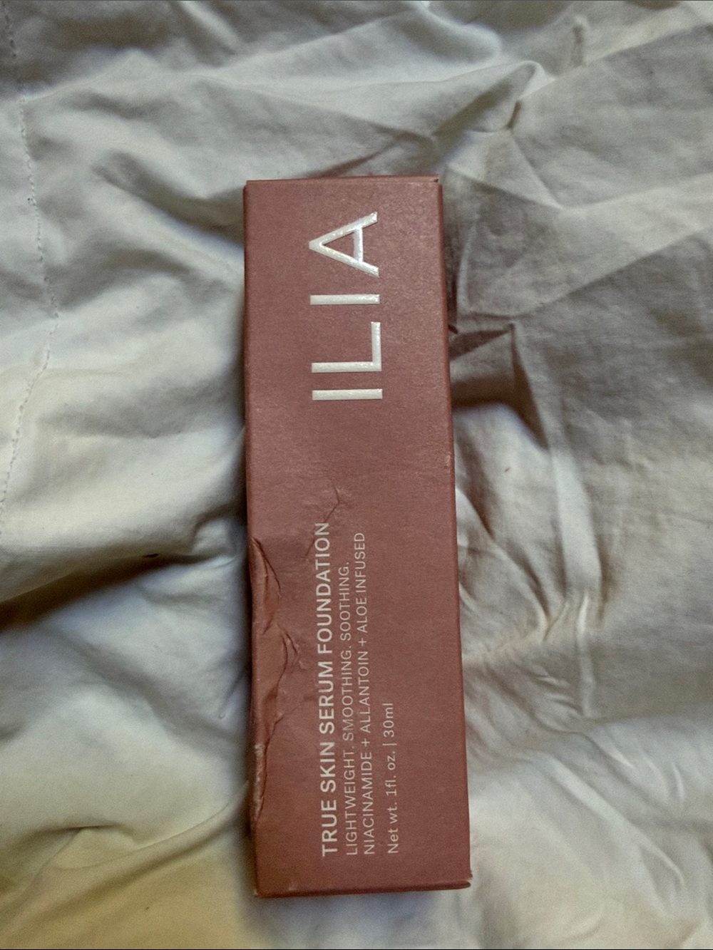 ILIA True Skin Serum Foundation - SF5 SALINA. Light-Medium Warm